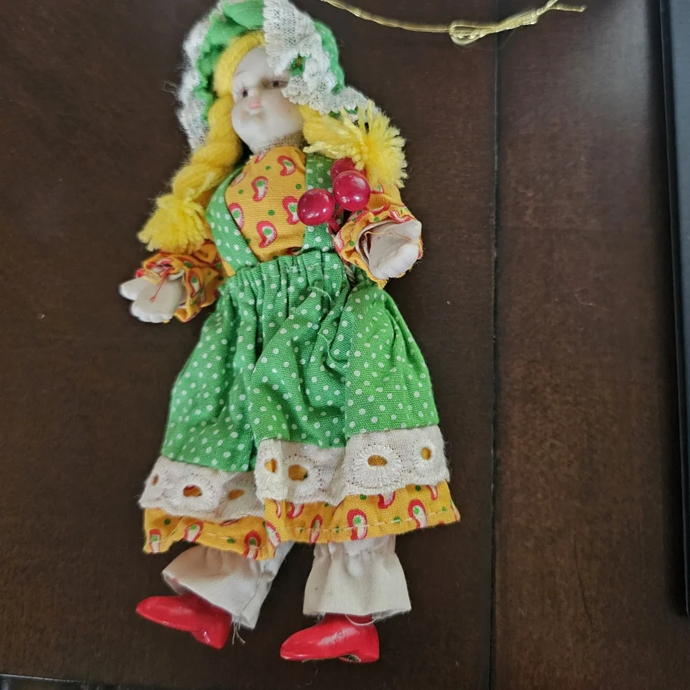 Vintage Porcelain Doll Christmas‎ Ornament Made In Taiwan 7